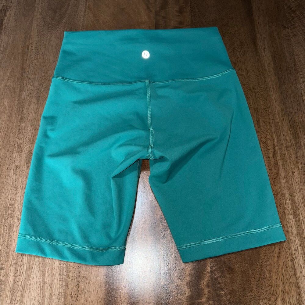 Lululemon Wunder Train High Rise Shorts 8” Blue Teal W7BH0S Women’s Size 6